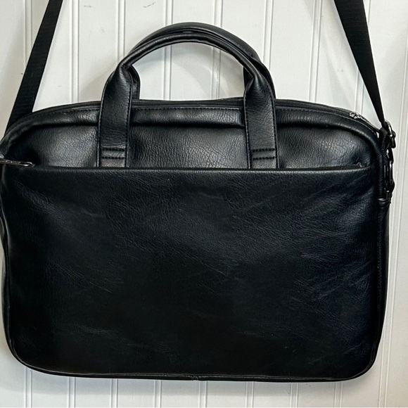 Kenneth Cole Reaction Unisex Modern Dilemma - 15.6" Computer Portfolio R-Tech - Picture 8 of 15